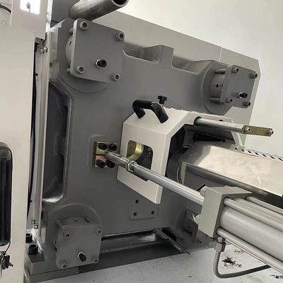 Horizontale Injektionsmaschine Japan KZ150B mit Herstellungsjahr 2000-2024