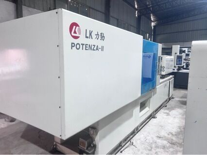 Machine de moulage par injection LK POTENZA 250T d'occasion avec une force de serrage de 2500 kN et un entraînement servo-hydraulique, certifiée CE et ISO