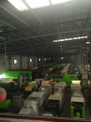 Used Haitian Ma 1600 Ton Servo Energy-Saving Horizontal Injection Molding Machine with 1600 Ton Clamping Force In-Stock Testable