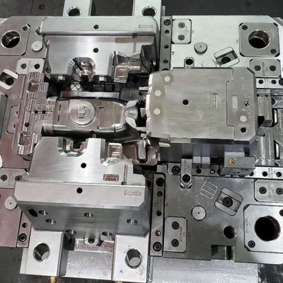 Three Plate Injection Mould Cold Runner Pin Point Gate For Home Appliances